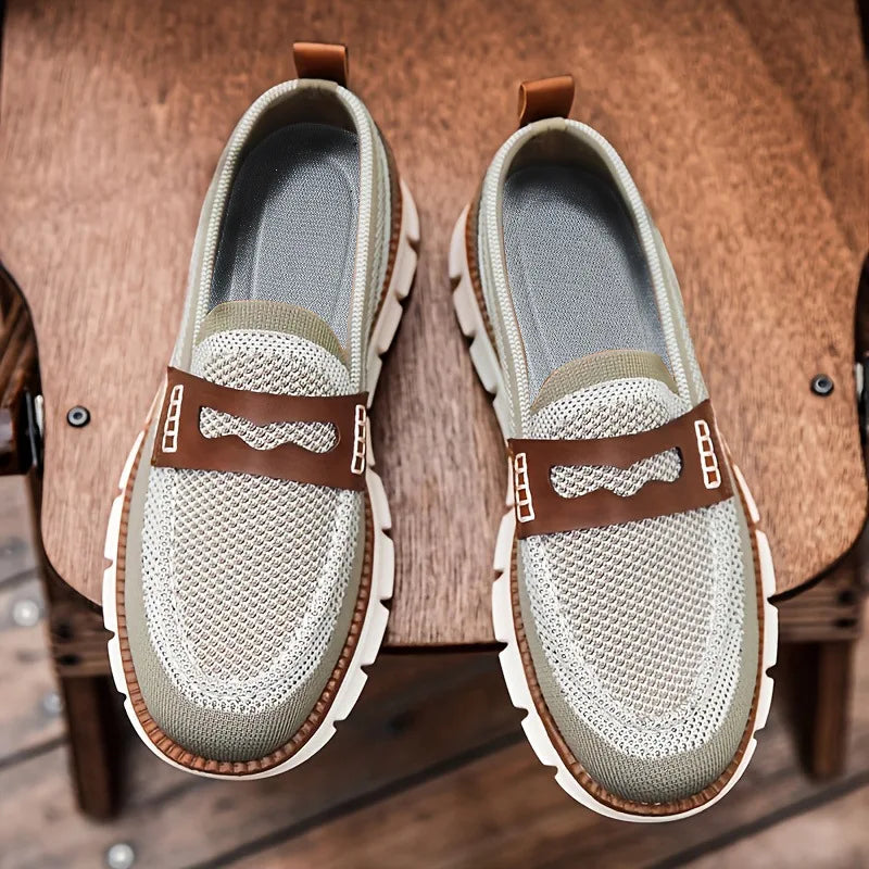 Herr Stickade Loafers med Remdetalj och Kontrasterande Yttersula