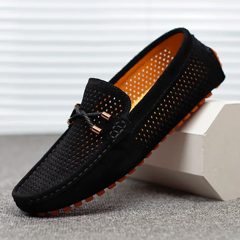 Herrloafers Med Perforerad Läderlook, Slip-on Och Vadderad Innersula