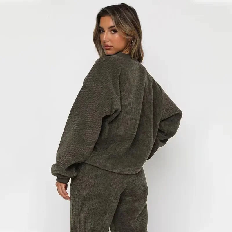 Damset I Manchester Med Sweatshirt Och Joggingbyxor Med Mudd