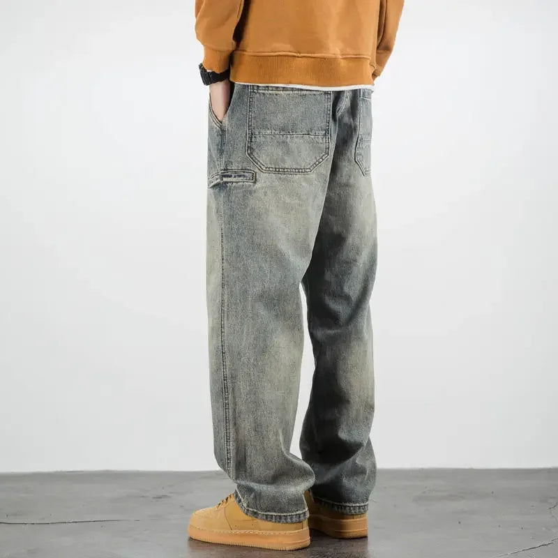 Herrjeans Stentvättade Med Raka Ben och Förstärkta Fickor