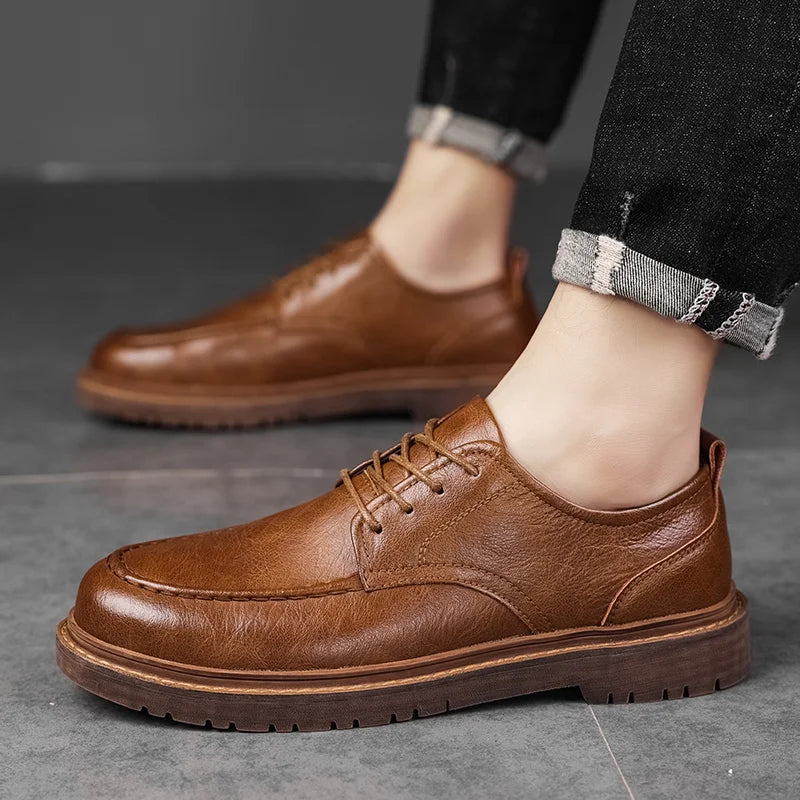 Herr Sneakers Med Minimalistisk Siluett Och Texturerad Yta