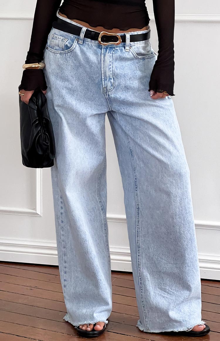 Kvinnors Vida Boyfriend-jeans med Medelhög Midja och Rå Kant