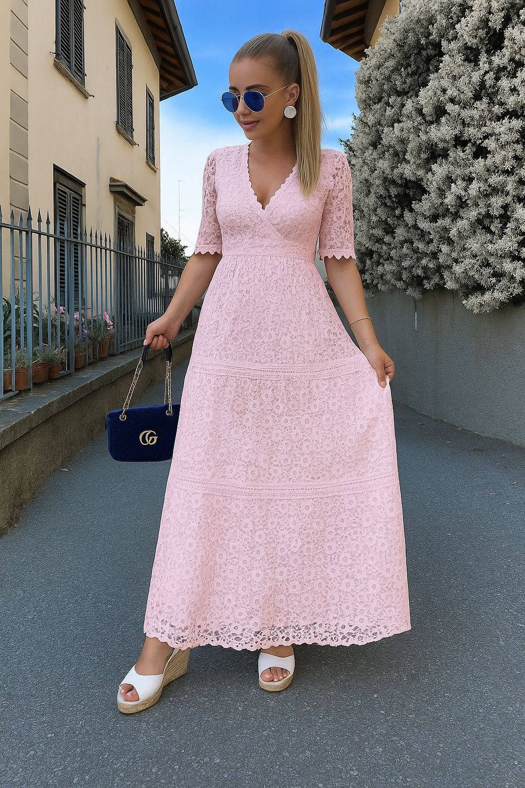 Damklänning I Spets, Italiensk Design, Lätt Och Andningsbar, Sommar