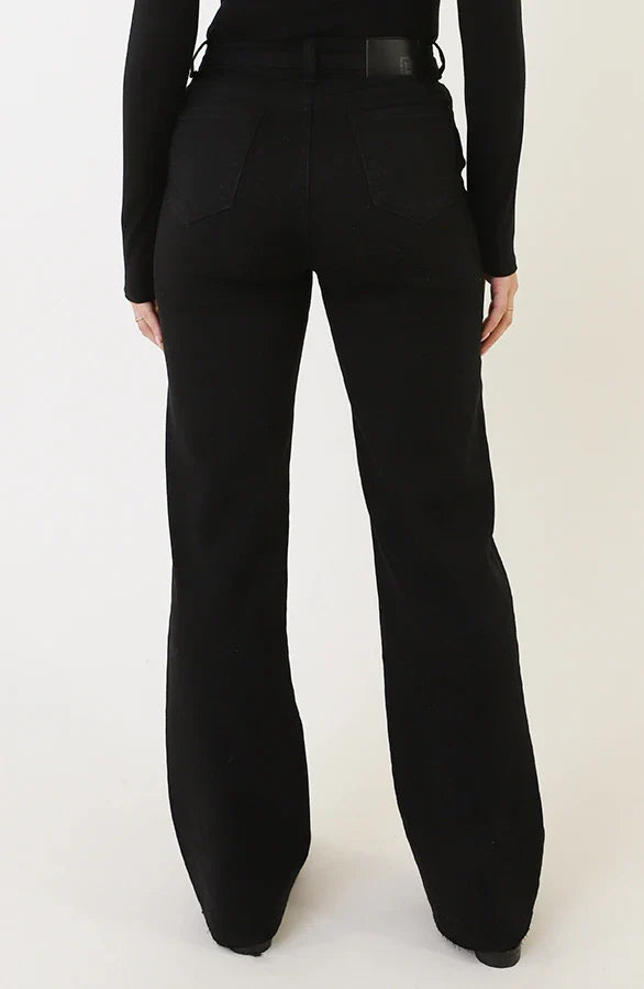 Damjeans Med Vida Ben, Hög Midja, Stentvättad Med Stretch