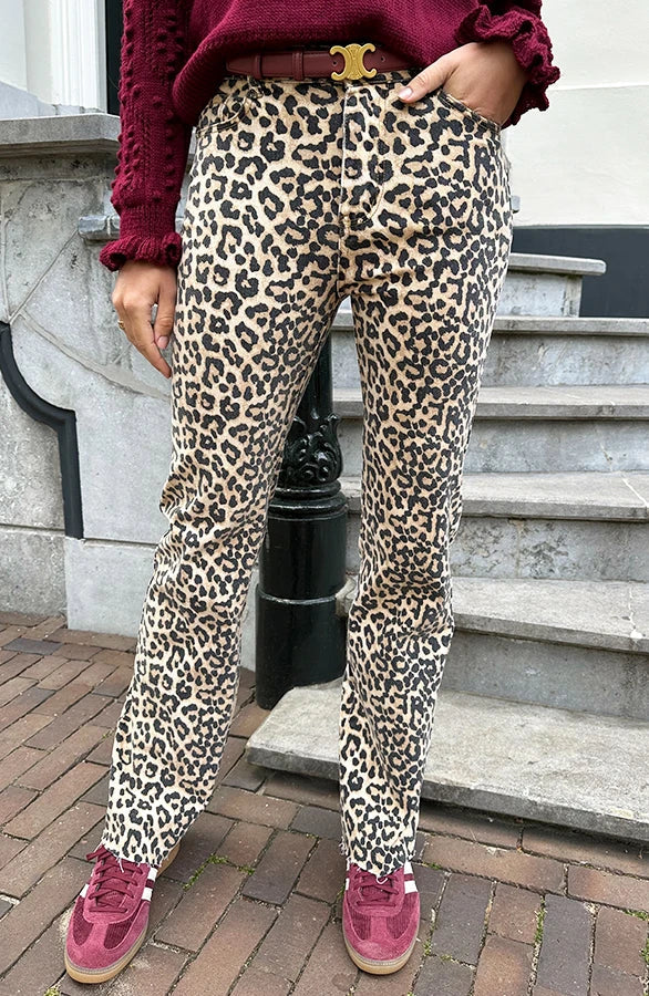 Damjeans Med Vida Ben, Hög Midja, Stentvättad Med Stretch