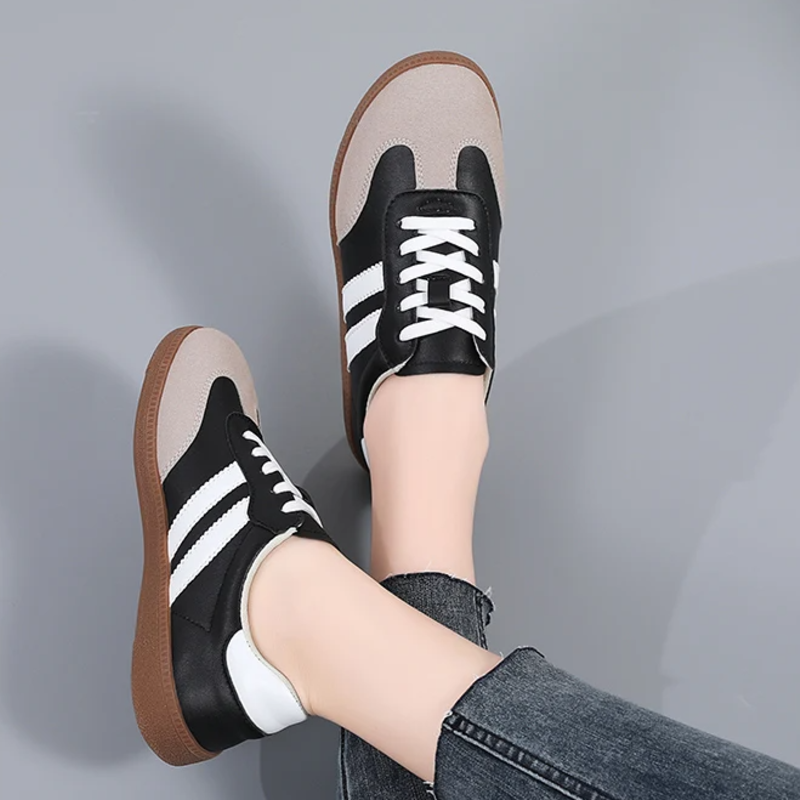 Låga Sneakers För Kvinnor Med Vadderade Innersulor Och Vadderad Klack