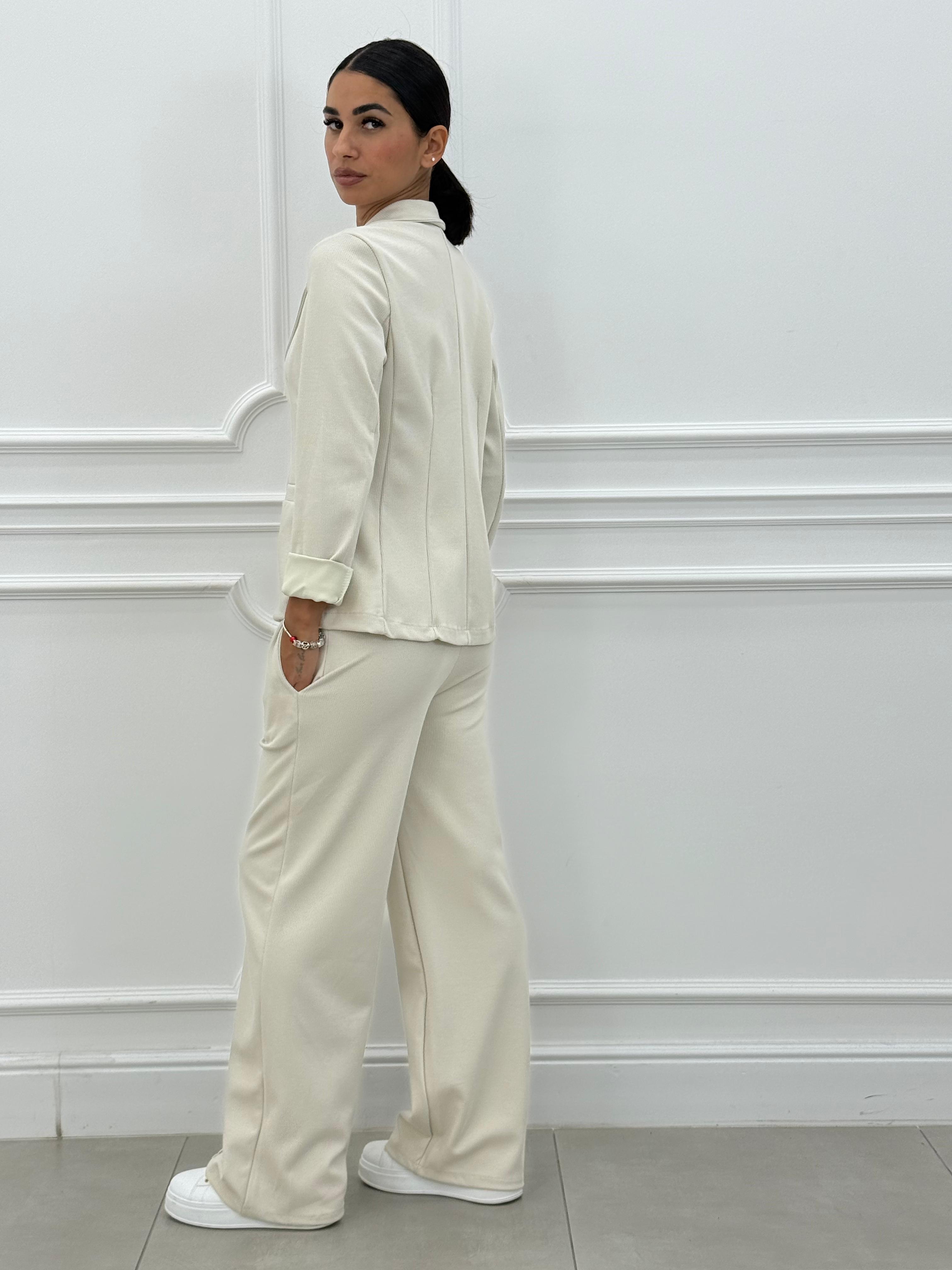 Damkostym I Två Delar Med Kavaj Och Långbyxor