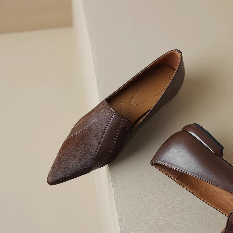 Damskor Med Spetsiga Tå Och Låg Skuren Slip-On