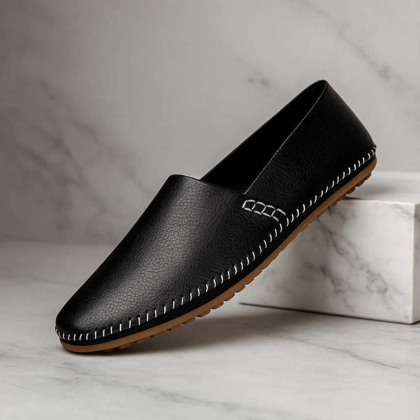 Herrslip-on Loafers Med Handsydda Detaljer Och Gummisula