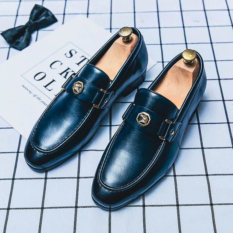 Herr Slip-On Loafers Med Rememblem Och Strömlinjeformad Design