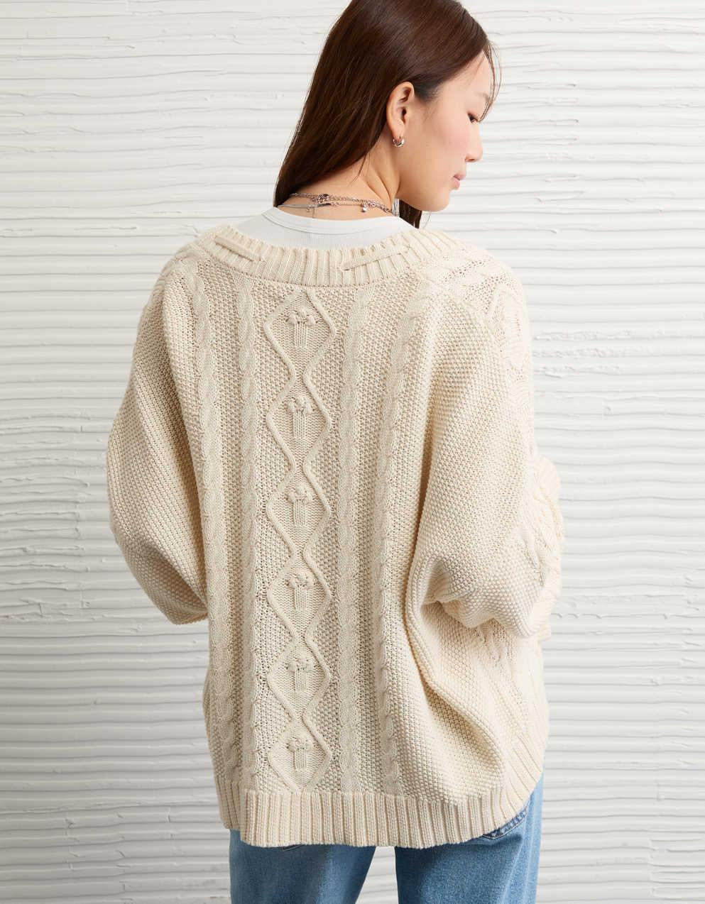 Damkofta I Flätstickad Design Med Öppen Framsida Och Ribbade Kanter