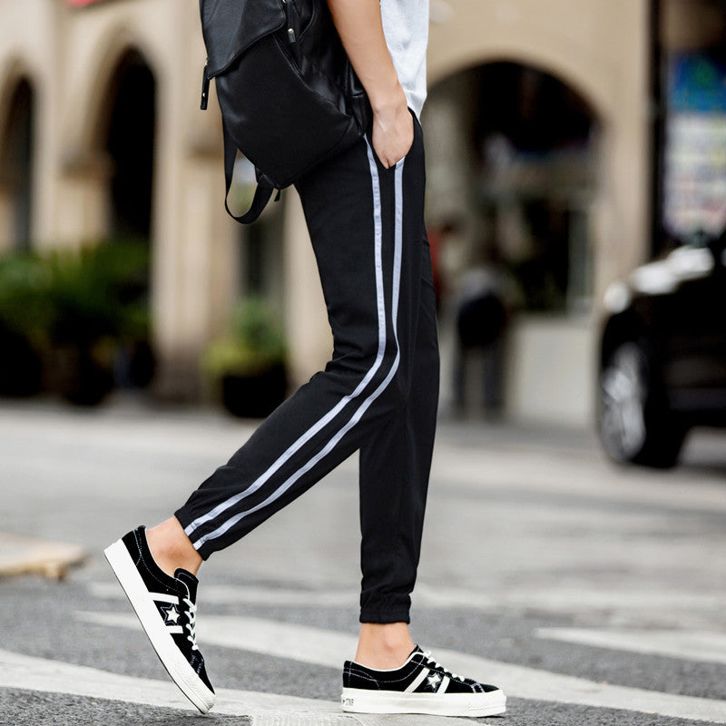 Slim Fit Croppade Joggerbyxor Perfekta för Vår och Sommar