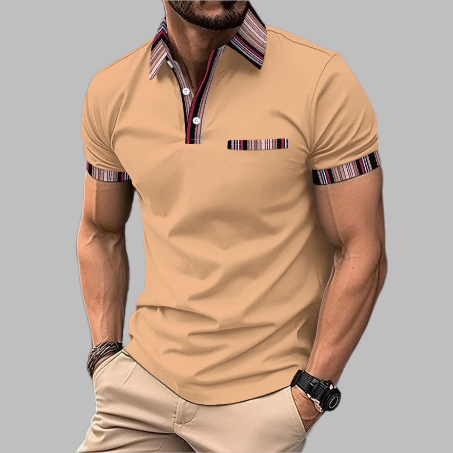 Herr T-shirt med kort ärm, tryckt krage, knappad halsringning och lös passform