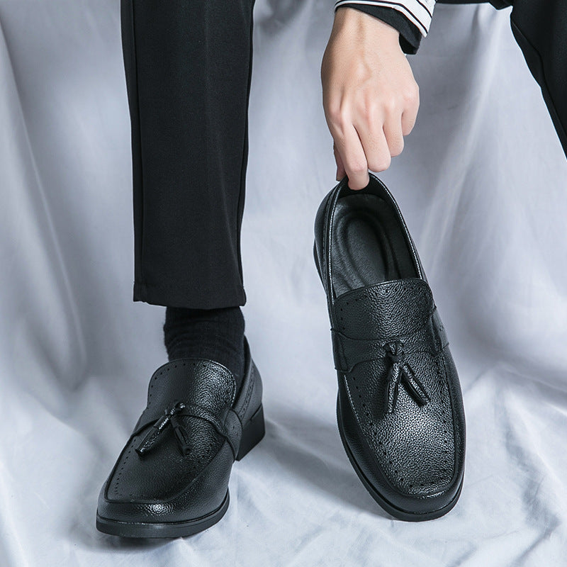 Herrloafers Med Tofsar, Rund Tå, Slip-On, Fyrkantig Klack Och Gummisula