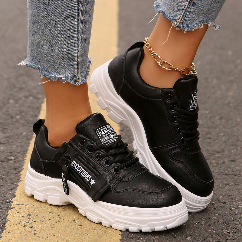 Damsneakers Med Snörning, Dragkedja I Sidan Och Tjock Sula