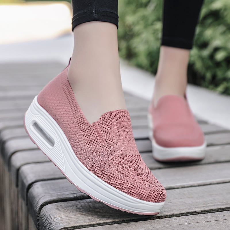 Låga Slip-On-Skor I Mesh För Kvinnor, Rund Tå Och Mellanhög Klack
