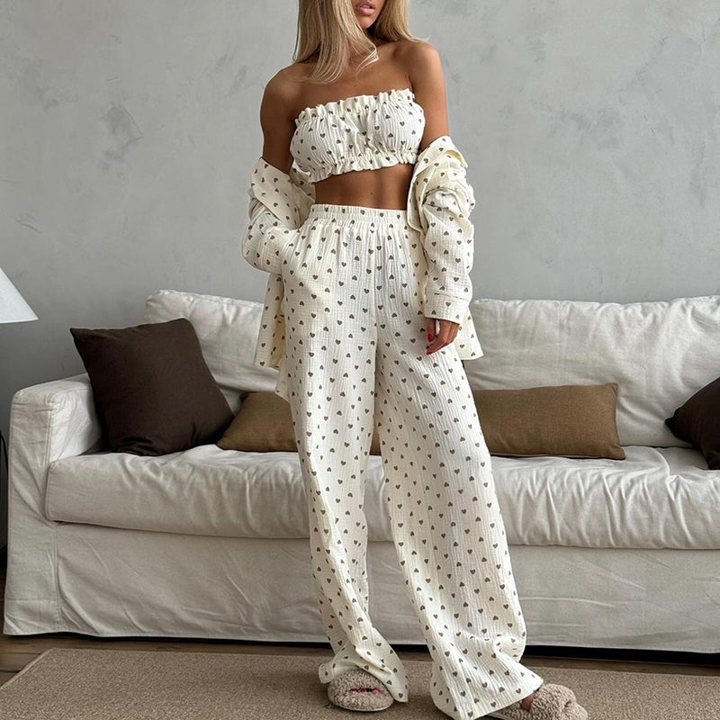 Kvinnligt Tvådelat Pyjamaset med Långärmad Tube Top och Hellånga Byxor med Hjärttryck
