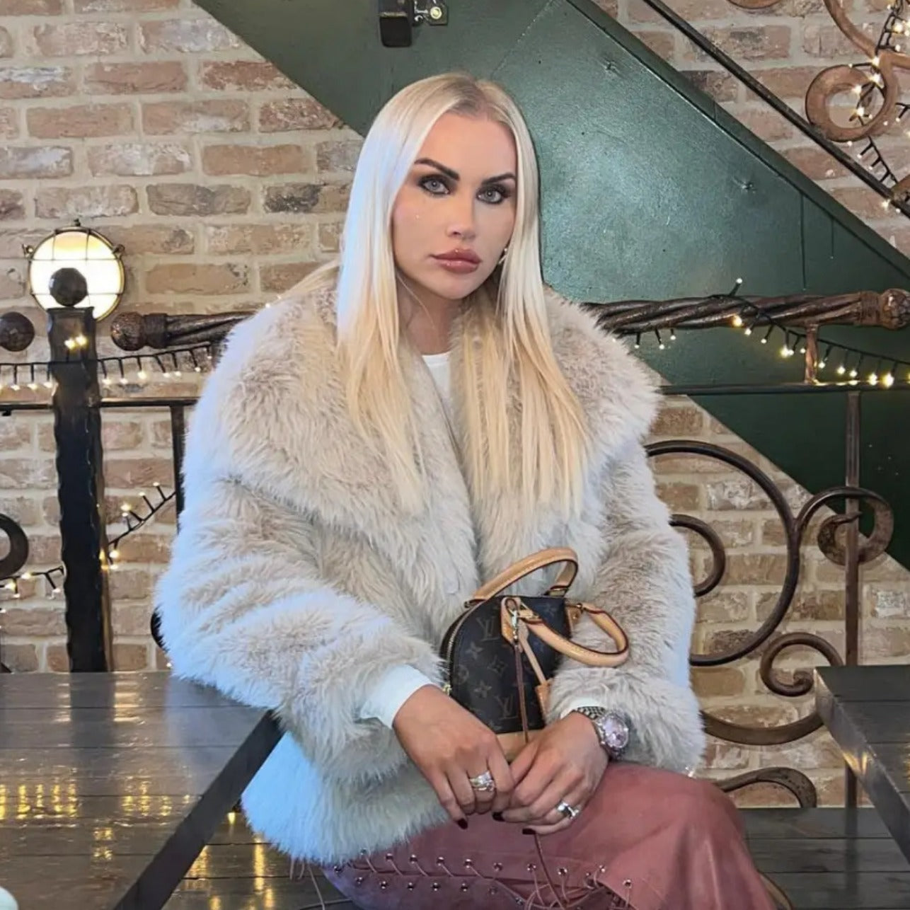 Dam Höst Fuskpälsjacka Kort Stor Krage Vanliga Ärmar