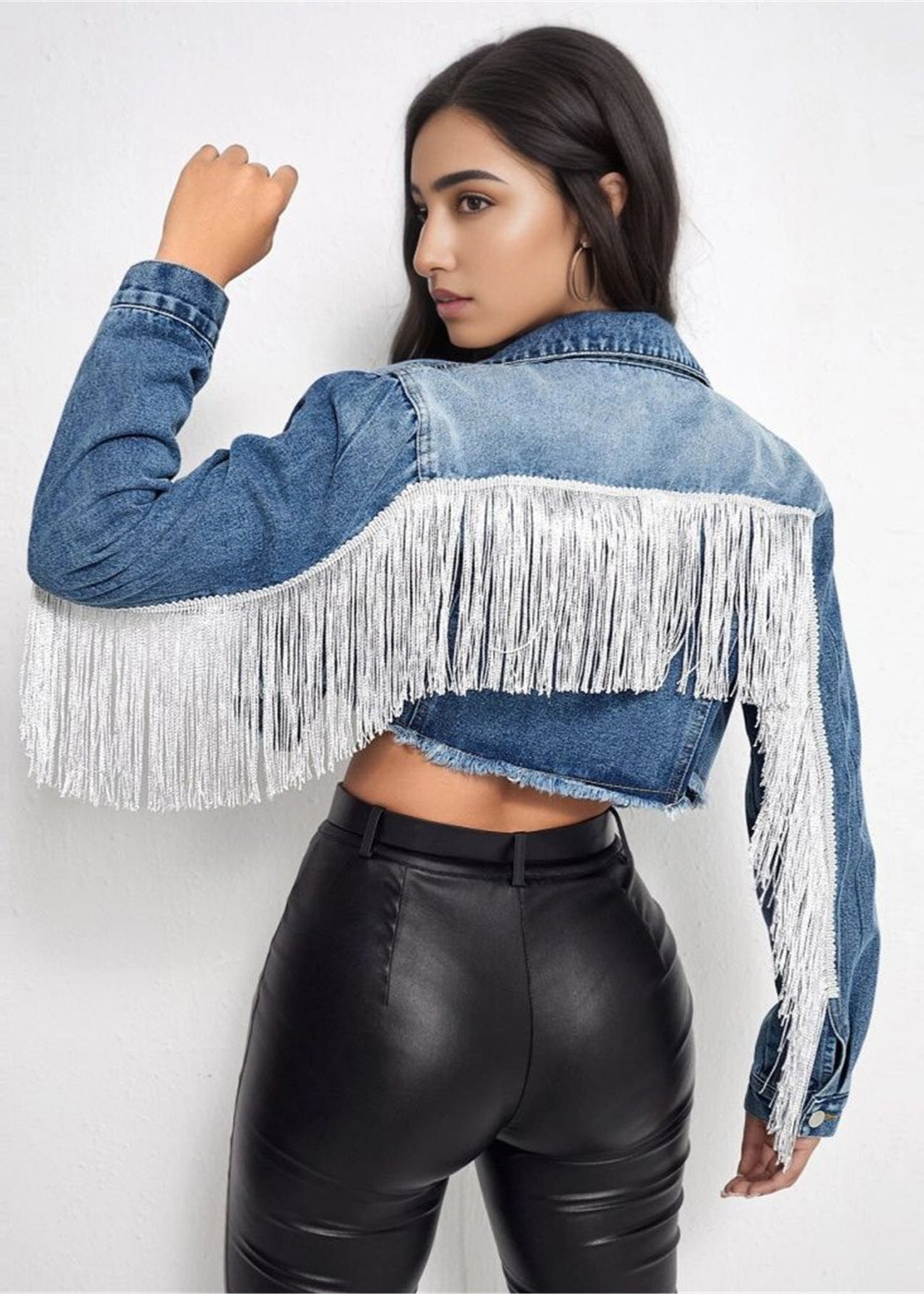 Dam Vår Jeansjacka Kort Modell Med Tofsömmar Och Slitna Detaljer