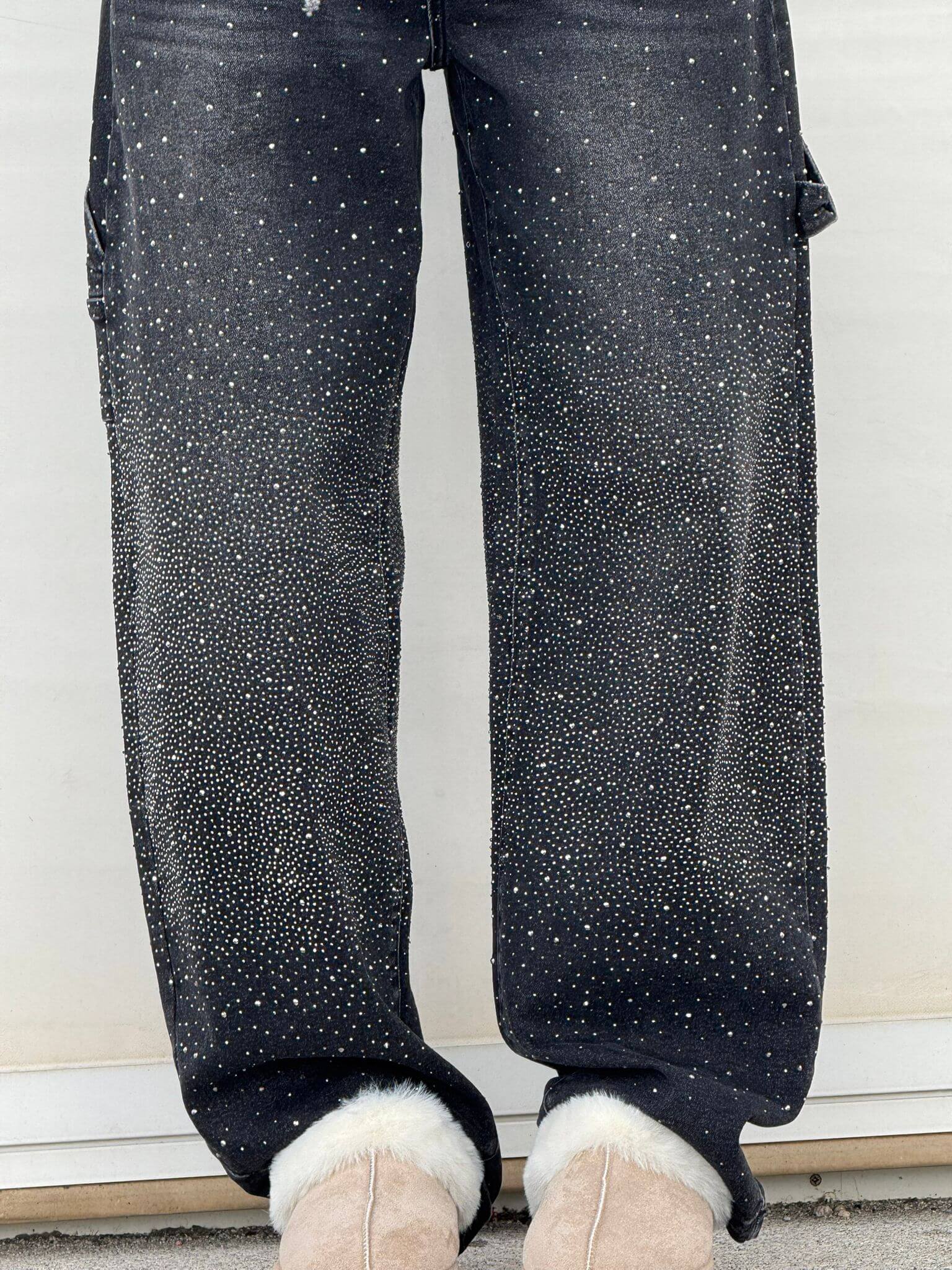 Ballongjeans Med Vida Ben Och Strassdekorationer För Kvinnor