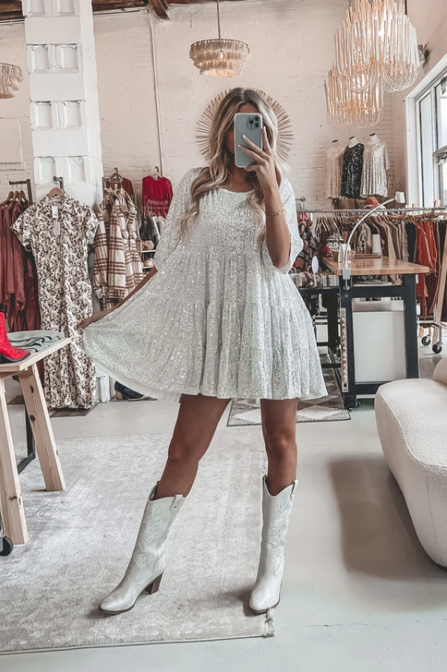 Sommarklänning I Minimodell Med Babydoll-Passform Och Paljettdekoration För Kvinnor