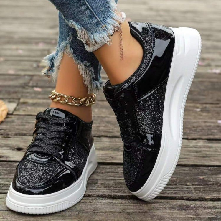 Damsneakers Med Snörning, Paljettdesign Och Tjock Platt Sula