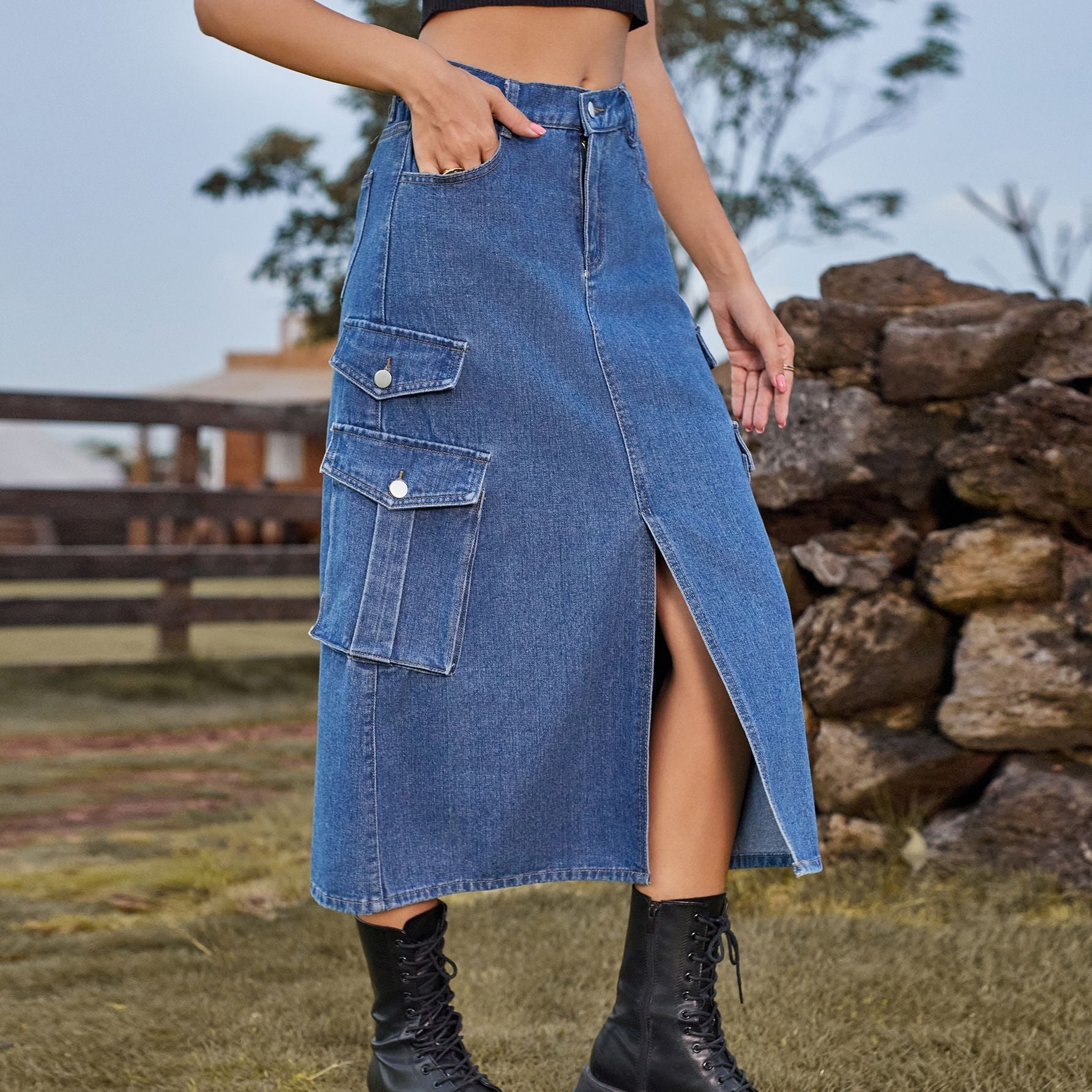 Kvinnors Denimblandade Cargokjol Med Flera Fickor Och Rak Design