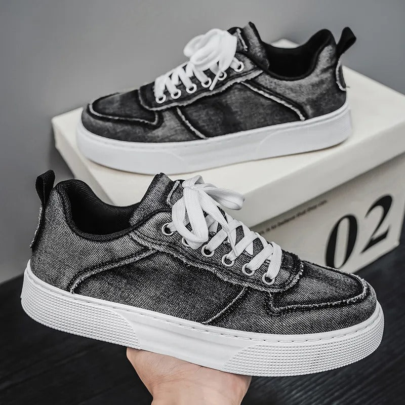 Herr Low Top Sneakers med Tvättad Yta och Snörstängning