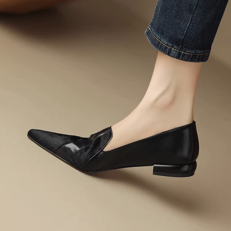Damskor Med Spetsiga Tå Och Låg Skuren Slip-On