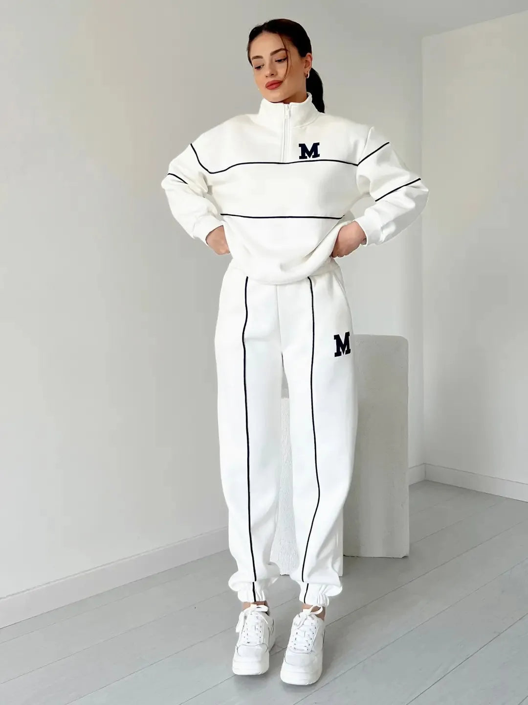 Herrset i Två Delar med Långärmad Tröja och Avslappnade Byxor