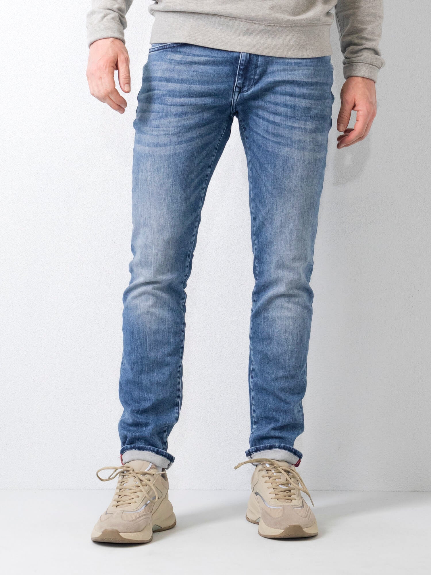 Herrjeans Med Slim Fit Och Femficksdesign