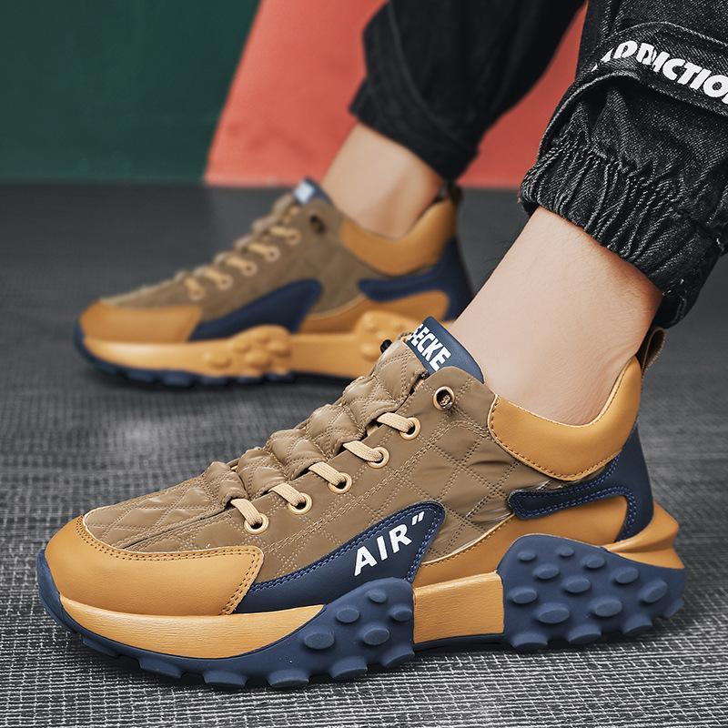 Slip-On Skor För Herr Med Andningsbar Design, Fotvalvsstöd Och Halkfri Sula