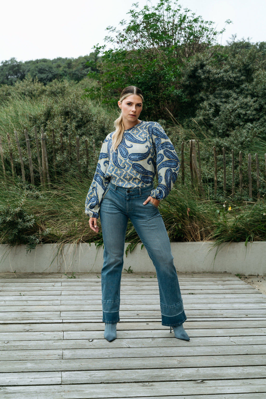 Vida Jeans Med V-Söm Fram, Dammodell