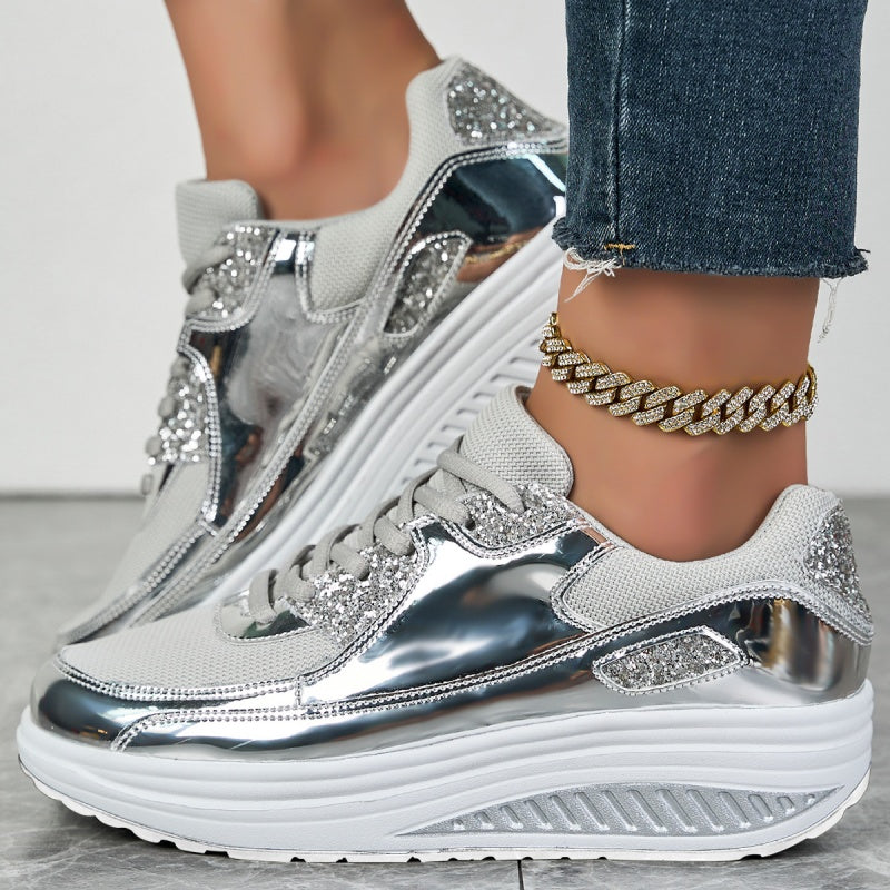 Dam Platta Sneakers Med Glittereffekt Och Texturerad EVA-sula