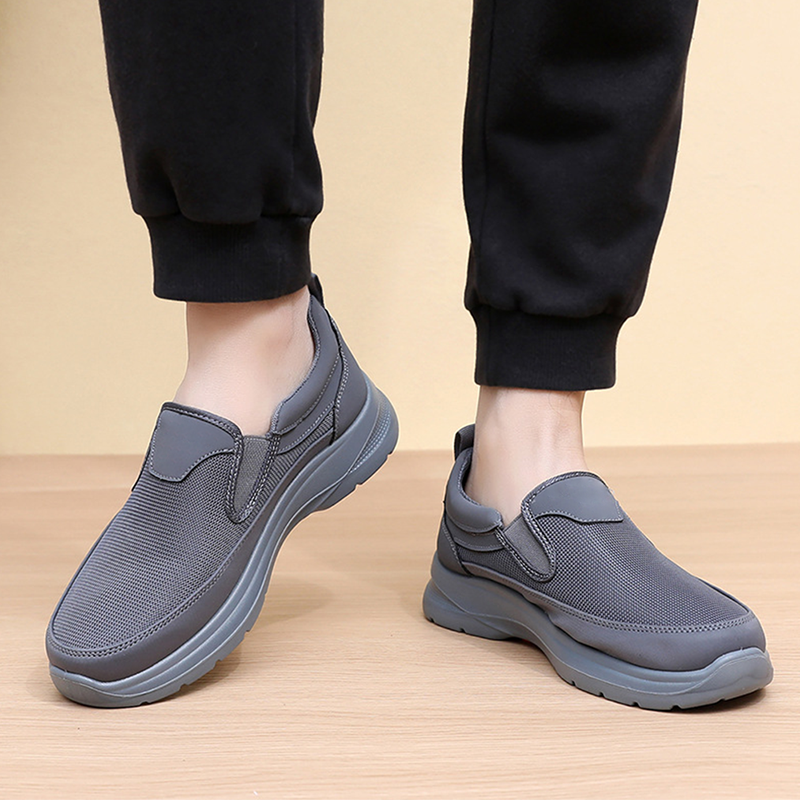 Herrsneakers Med Slip-On-Funktion Och Andningsbar Ortopedisk Mesh